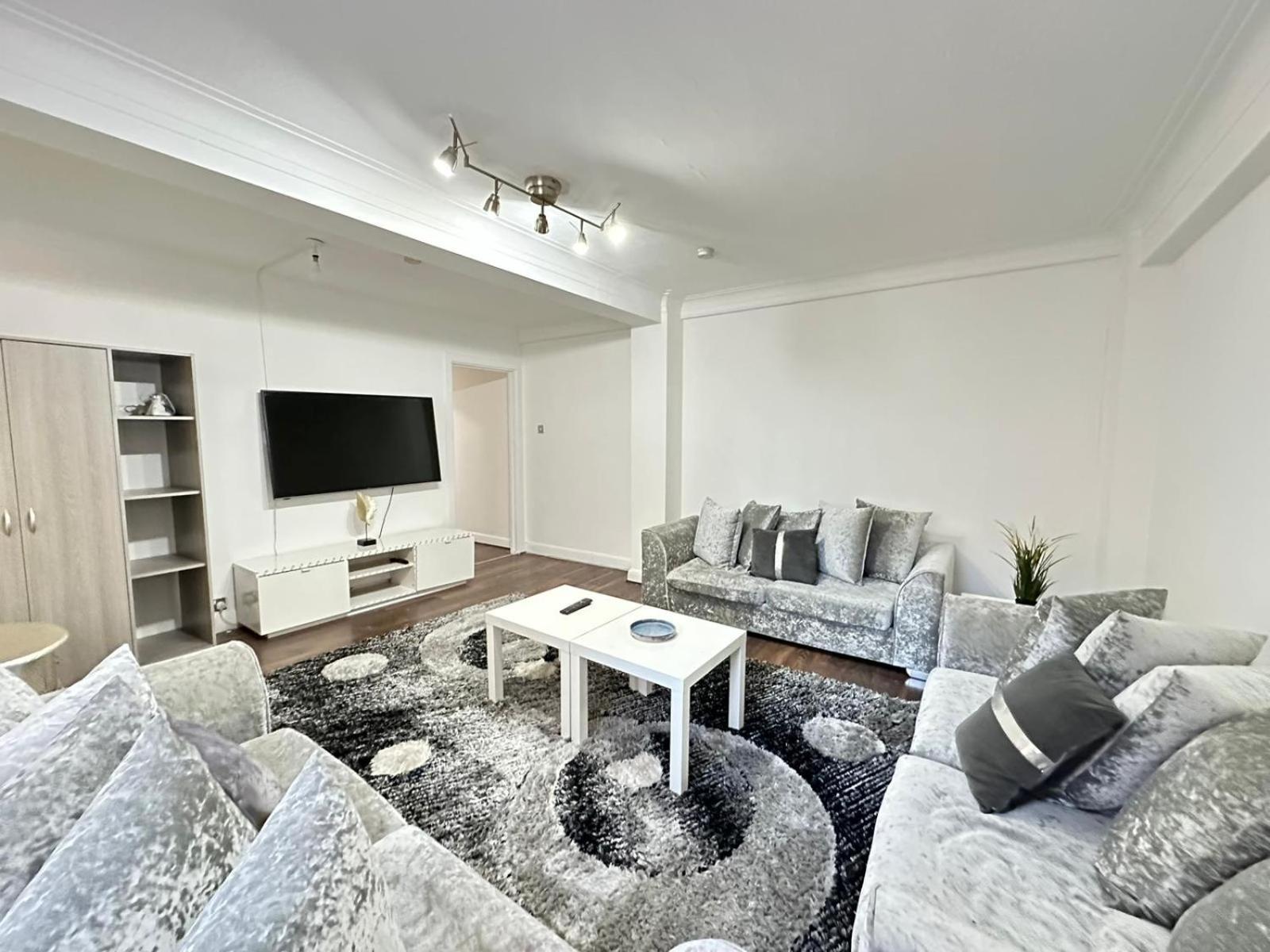 Marble Arch Beautiful Family Apartment